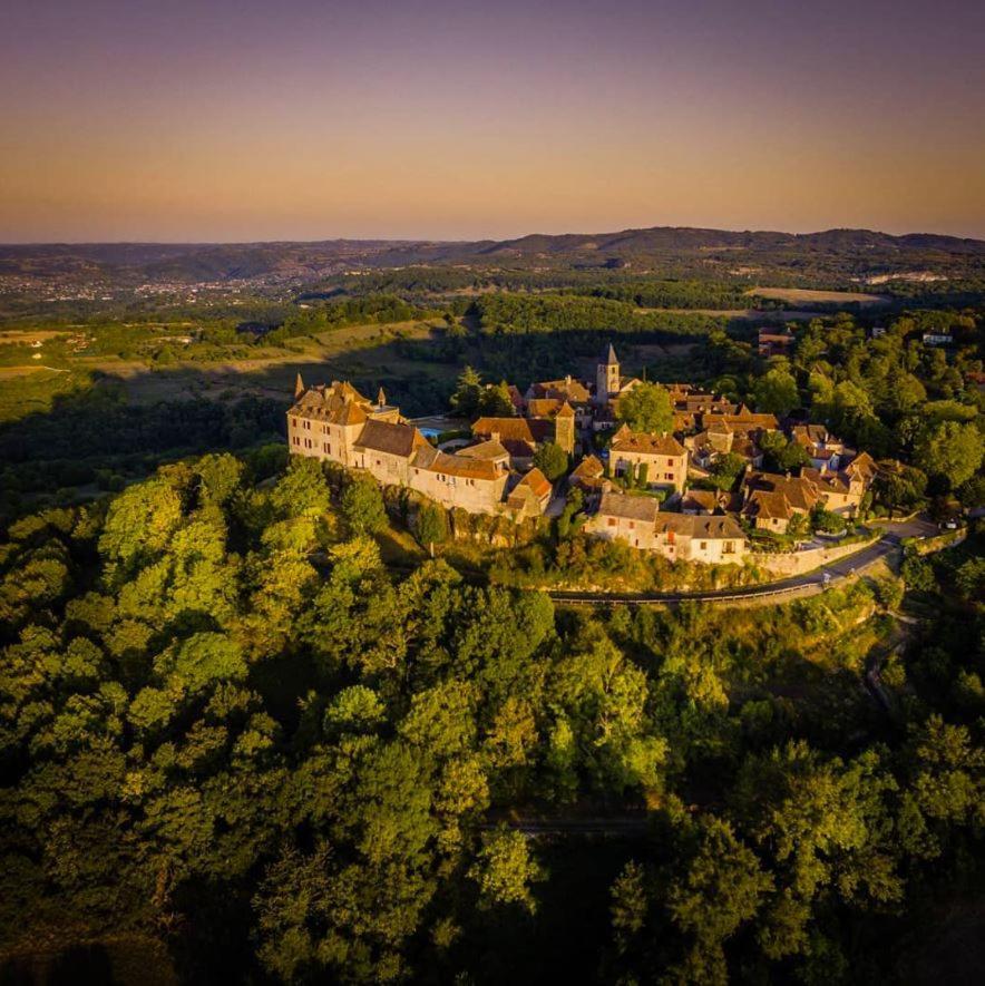 Maison Pierre Loti, Gite Historique Et Spacieux En Vallee De La Dordogne Bretenoux Dış mekan fotoğraf